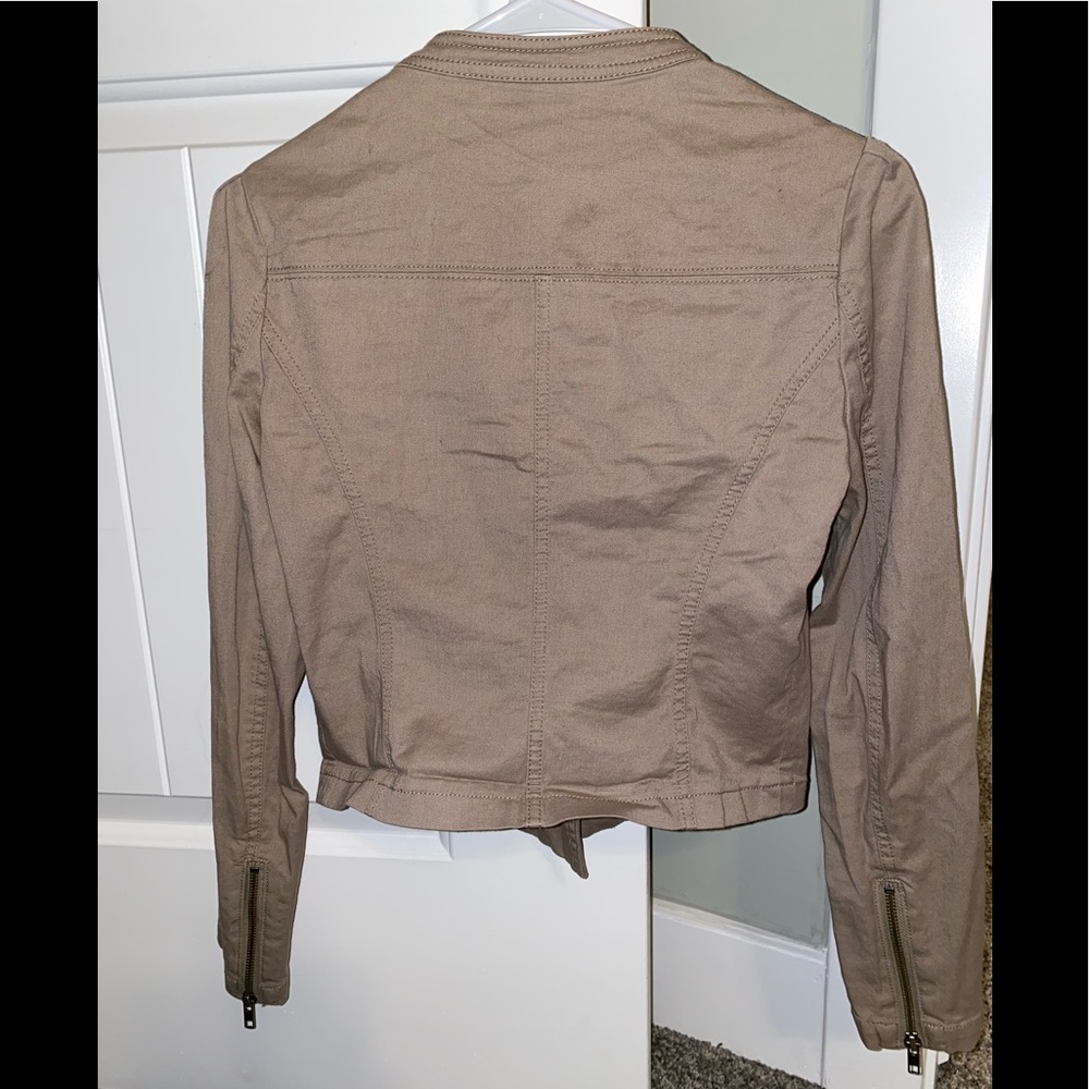 Express Jacket - image 2
